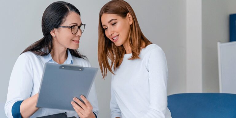 Com que frequência devo realizar um check-up ginecológico?